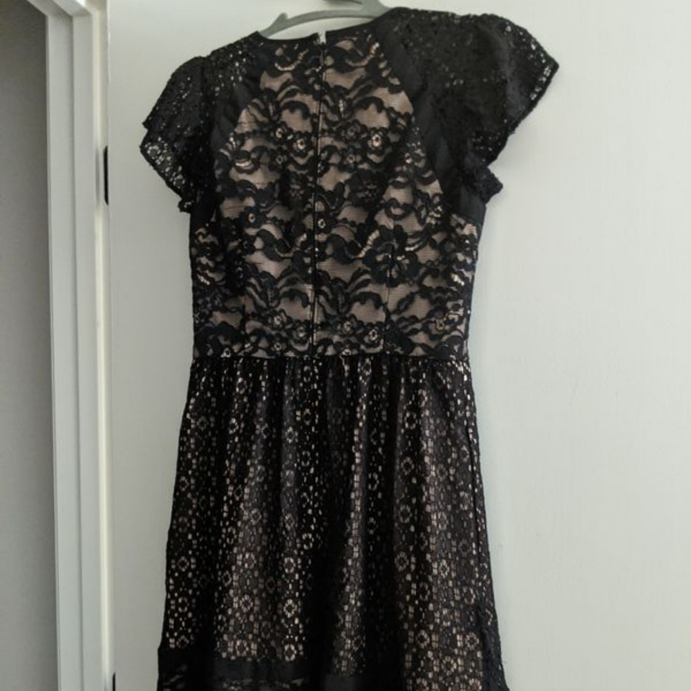 Dress - Picture 4 of 6